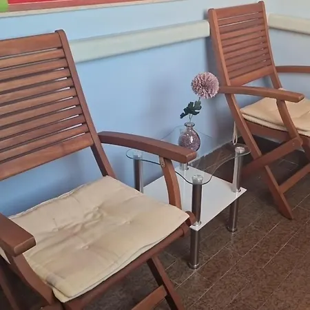Seaview Apartment *