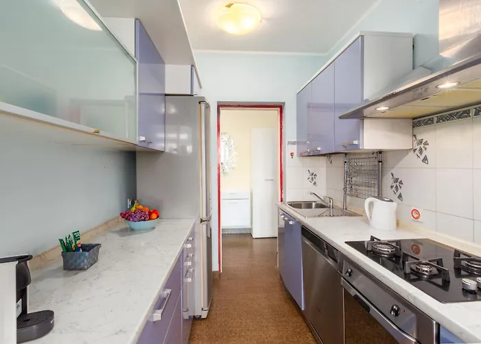 Seaview Apartment